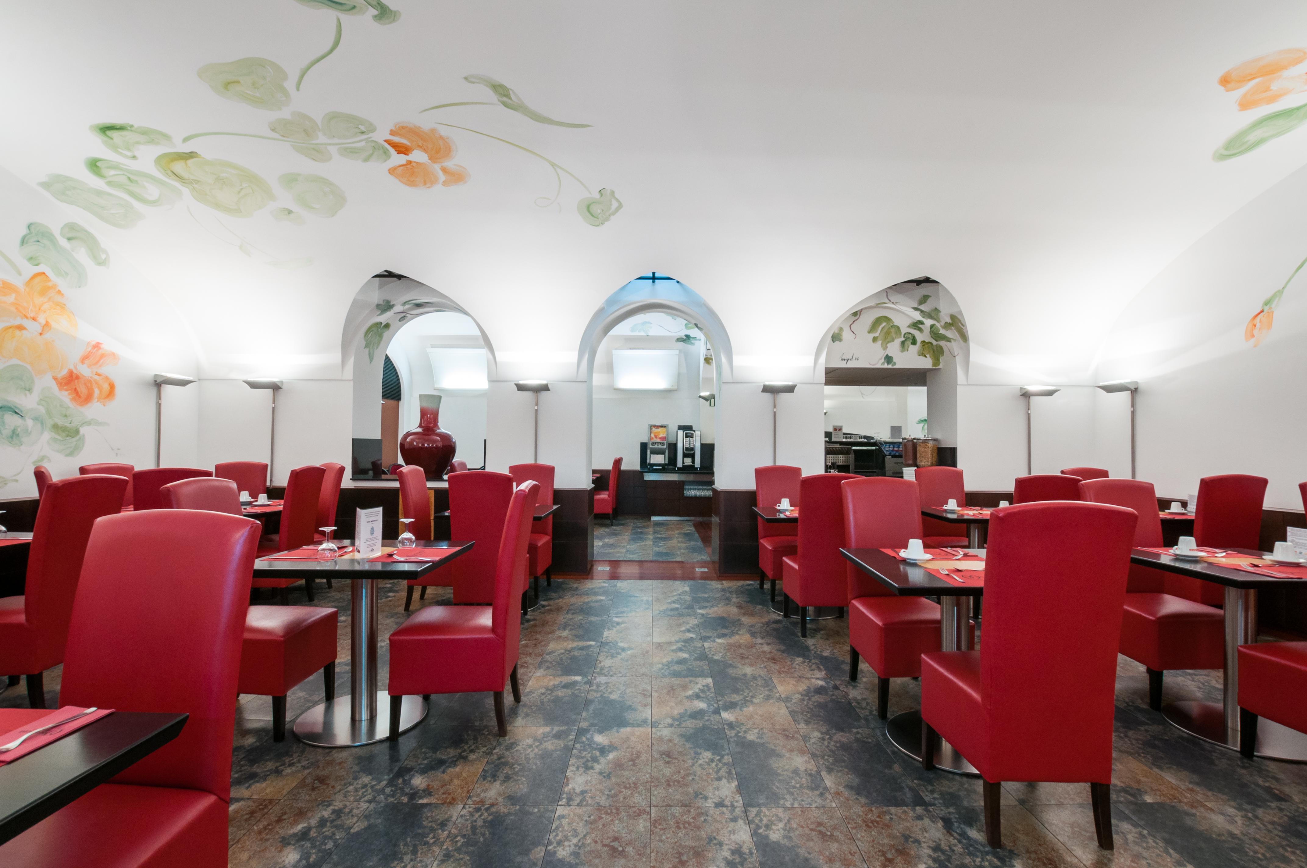 Hotel Medinaceli New Reopening 2025 Barcelona Ngoại thất bức ảnh