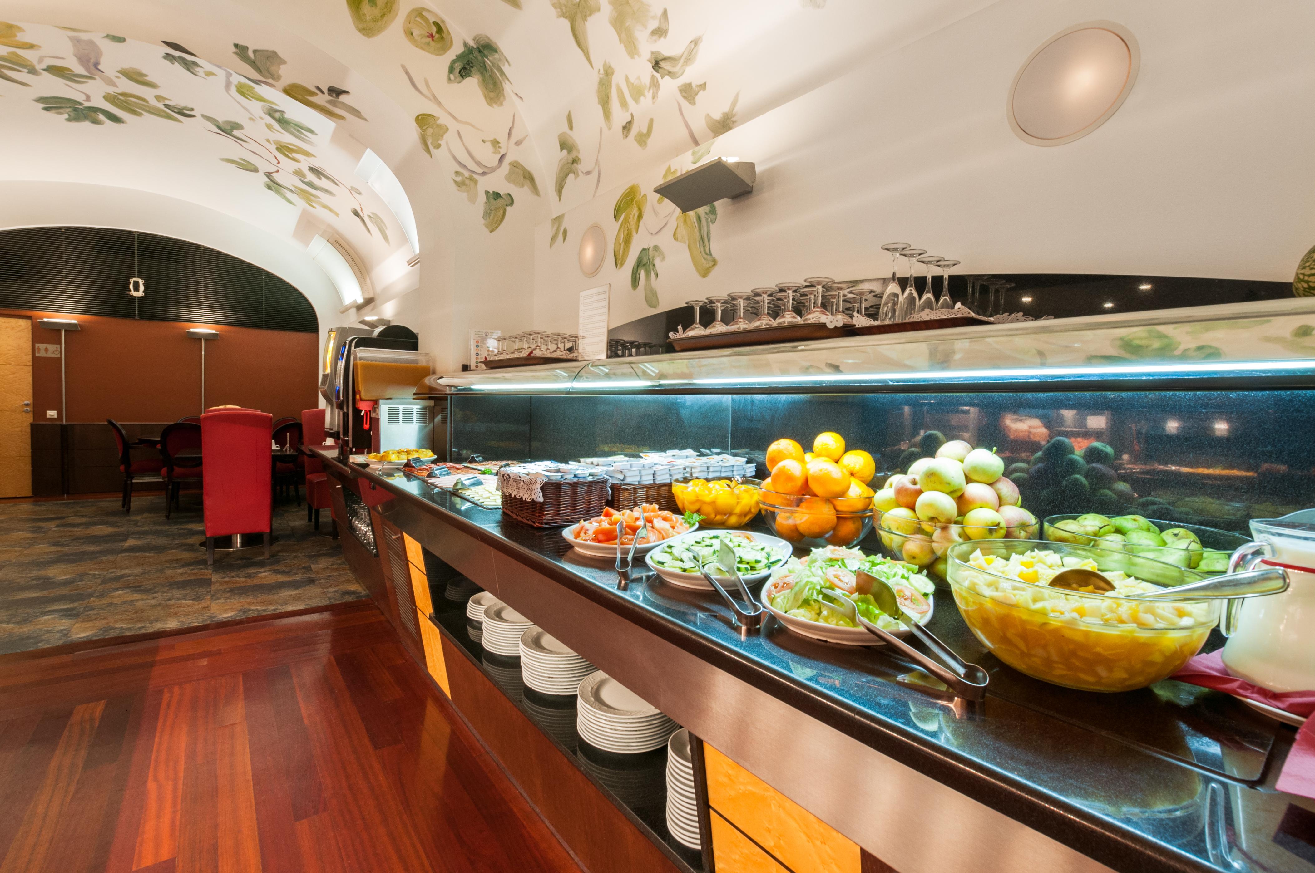 Hotel Medinaceli New Reopening 2025 Barcelona Ngoại thất bức ảnh