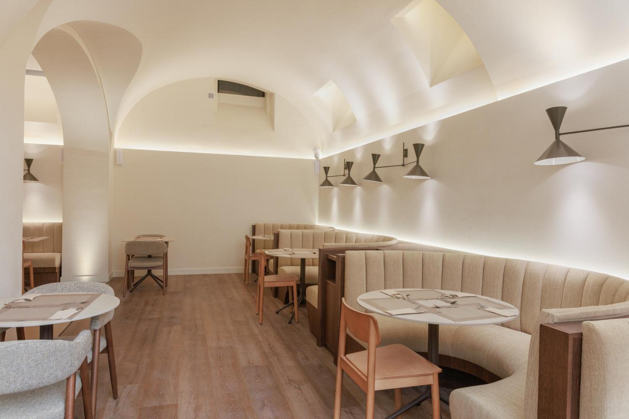 Hotel Medinaceli New Reopening 2025 Barcelona Ngoại thất bức ảnh