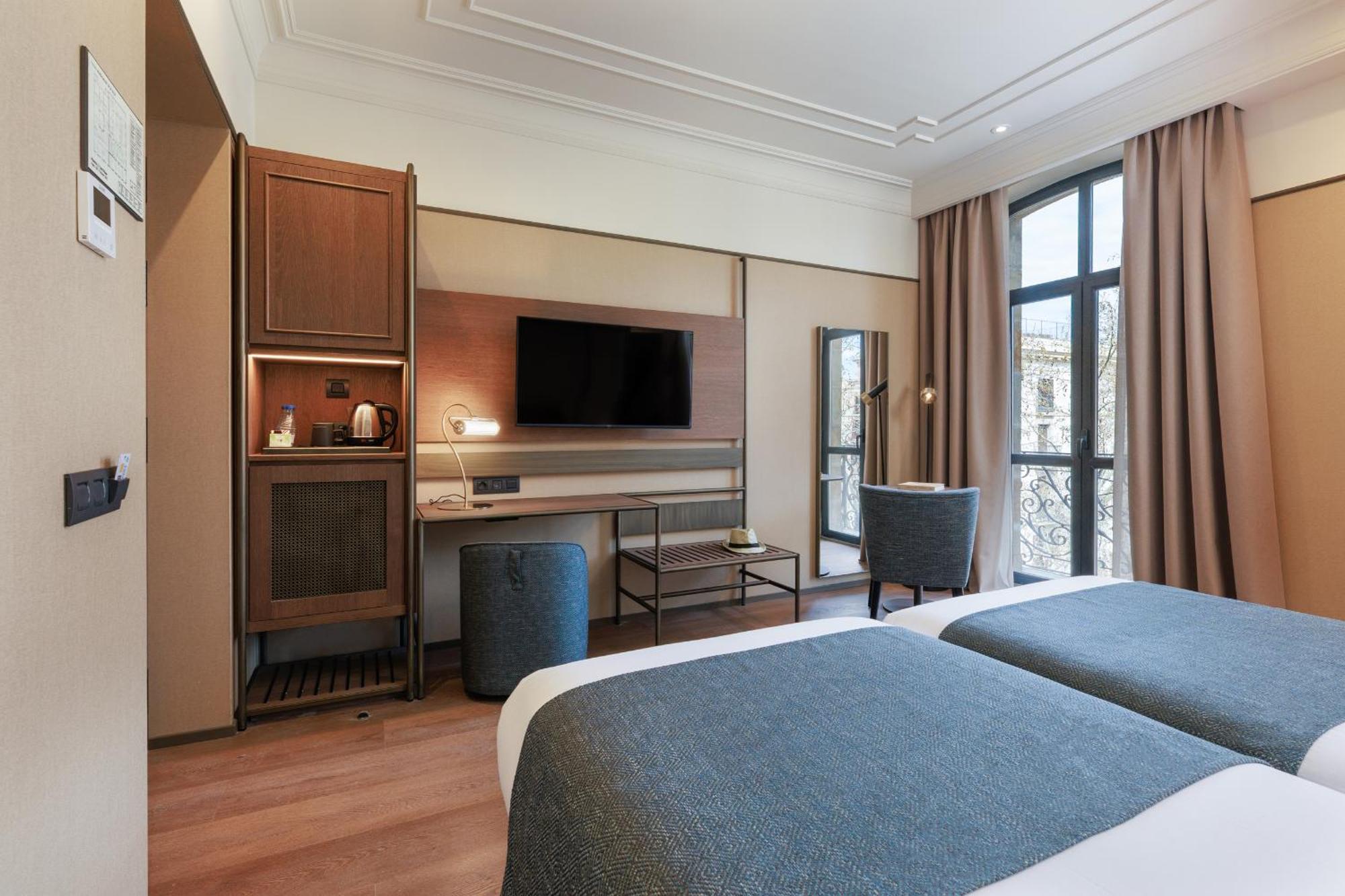Hotel Medinaceli New Reopening 2025 Barcelona Phòng bức ảnh